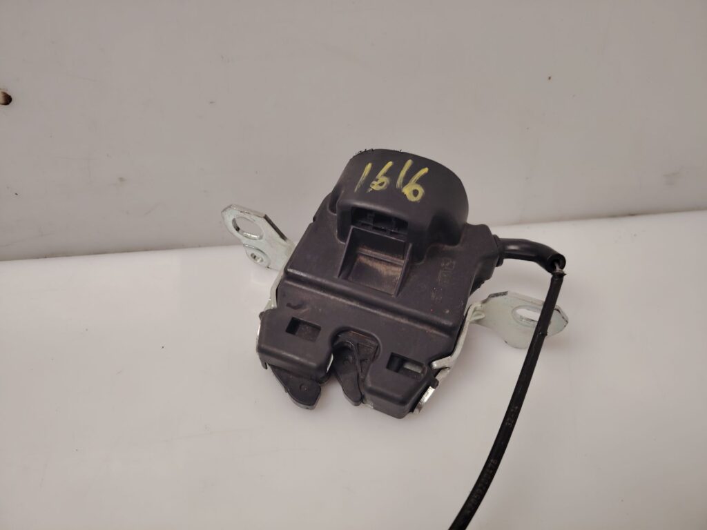 CERRADURA MALETERO / PORTON 138882