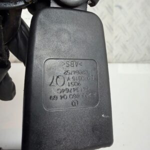 ENGANCHE CINTURON TRASERO CENTRAL 138795