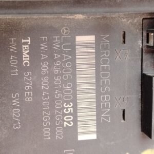 CAJA RELES / FUSIBLES 139505