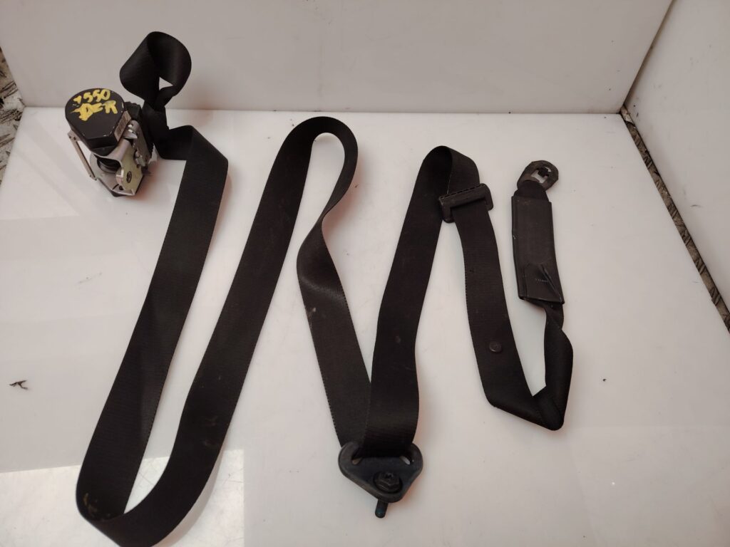 CINTURON SEGURIDAD DELANTERO IZQUIERDO 139502