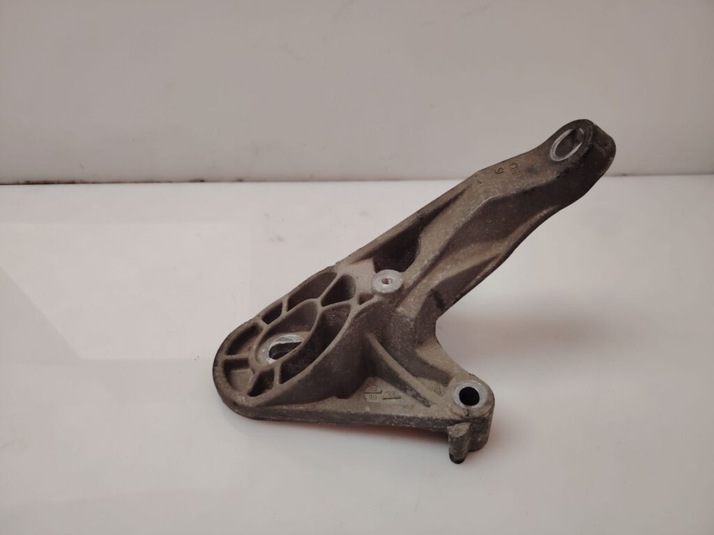 SOPORTE MOTOR 138494