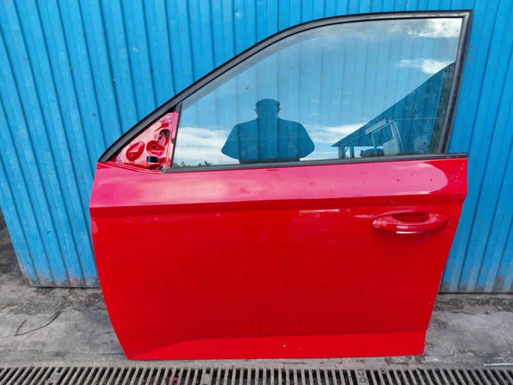 PUERTA DELANTERA IZQUIERDA 138912