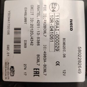 CAJA RELES / FUSIBLES 138942