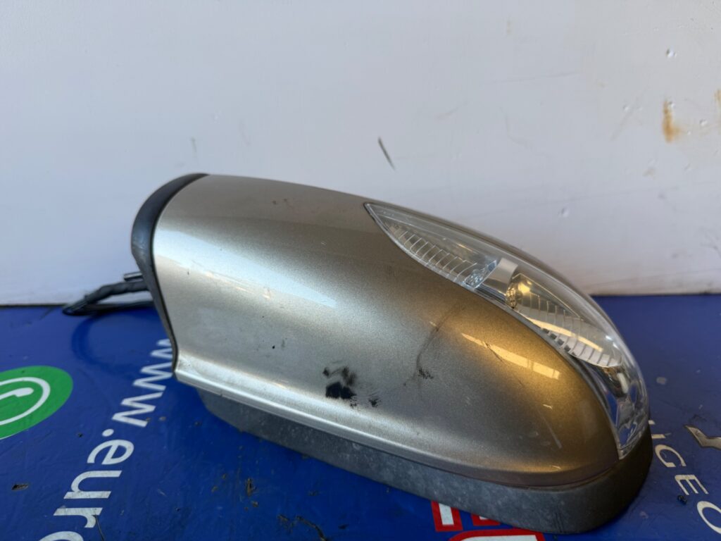 RETROVISOR IZQUIERDO 139508