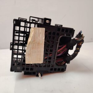 CAJA RELES / FUSIBLES 138666