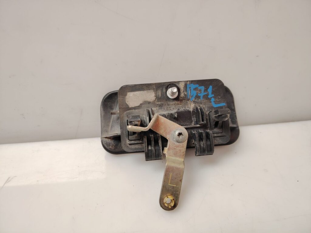 MANETA INTERIOR DELANTERA IZQUIERDA 138823