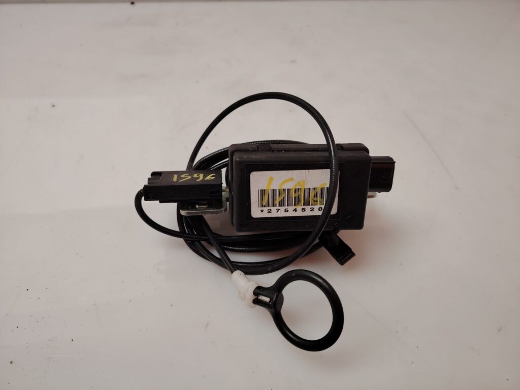 CERRADURA MALETERO / PORTON 138680