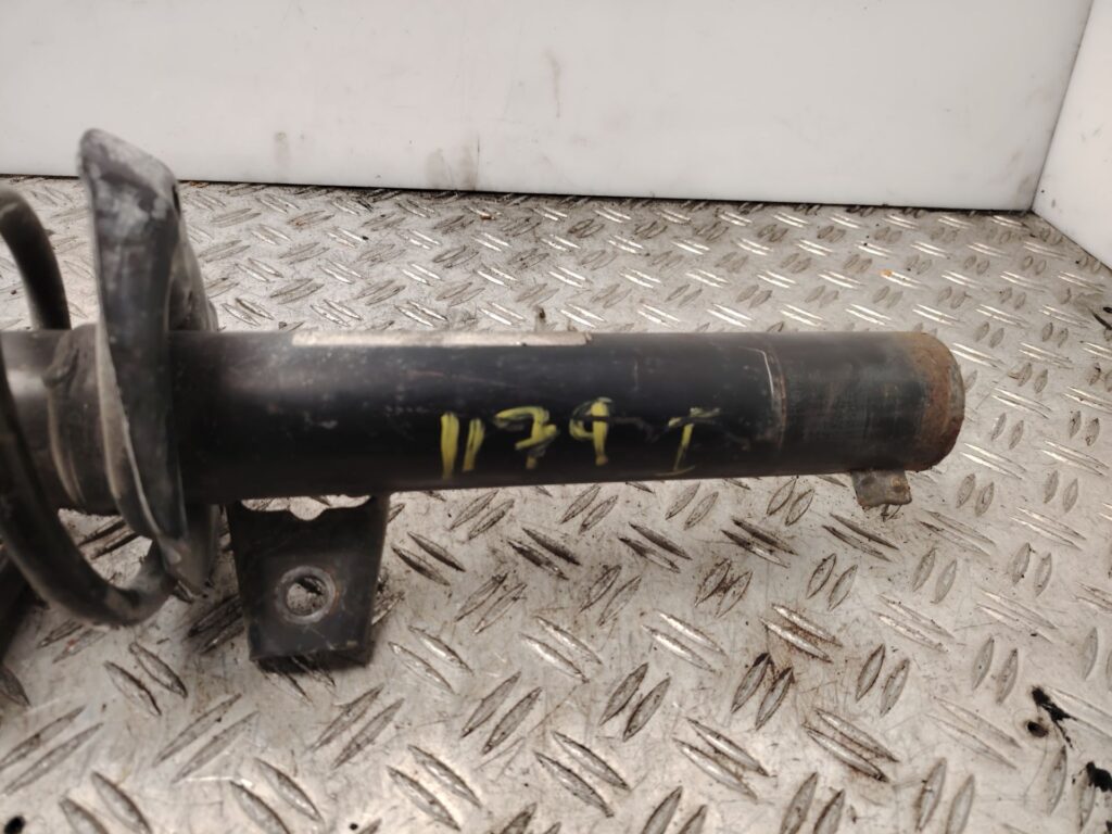 AMORTIGUADOR DELANTERO IZQUIERDO 139240