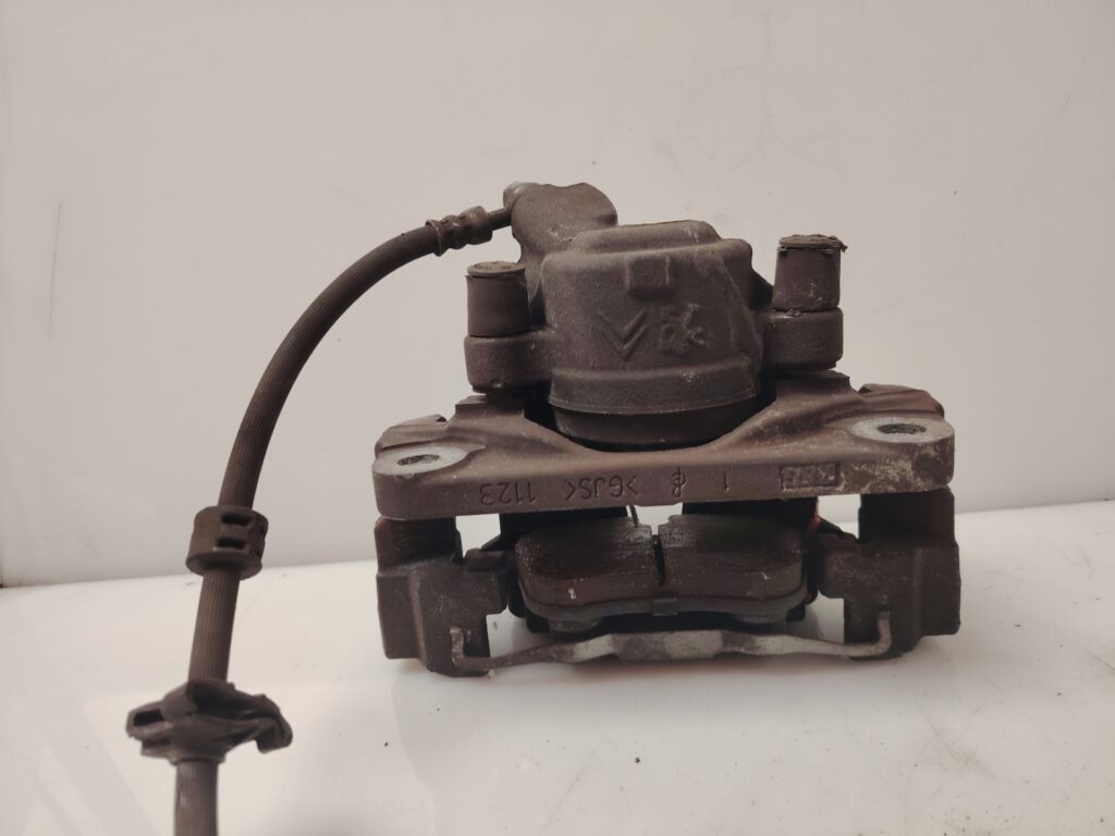 PINZA DE FRENO DELANTERA DERECHA 139273