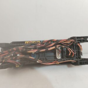 CAJA RELES / FUSIBLES 139392