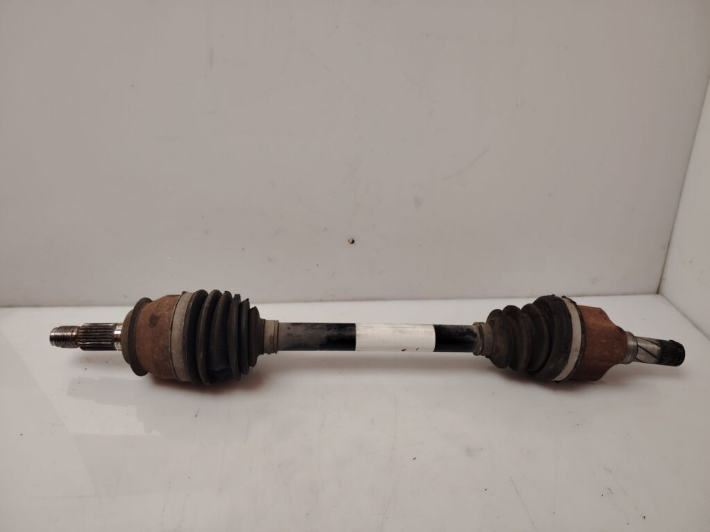 TRANSMISION DELANTERA IZQUIERDA 138936