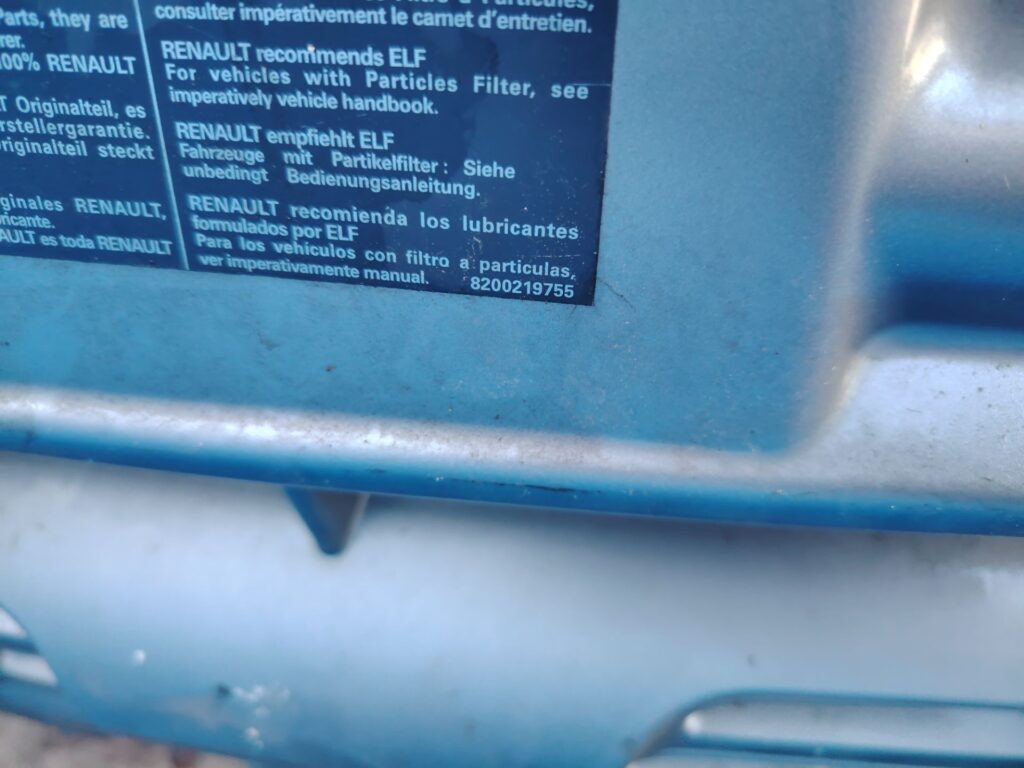 REJILLA DELANTERA 138856