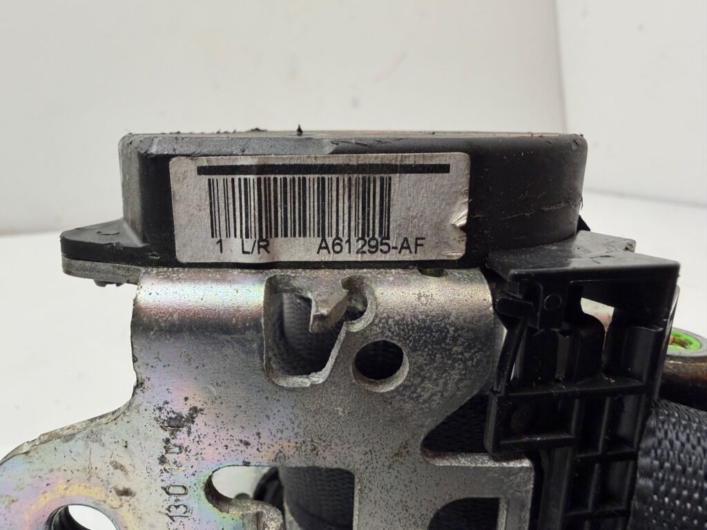 CINTURON SEGURIDAD DELANTERO IZQUIERDO 138780