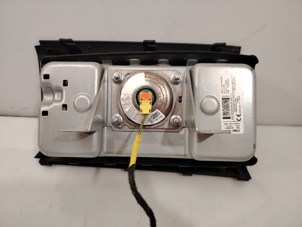 AIRBAG DELANTERO DERECHO 138944