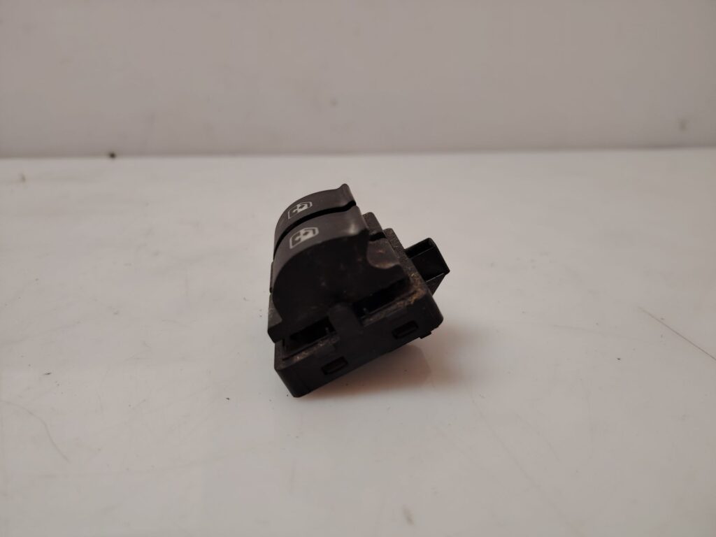 MANDO ELEVALUNAS DELANTERO IZQUIERDO 138661