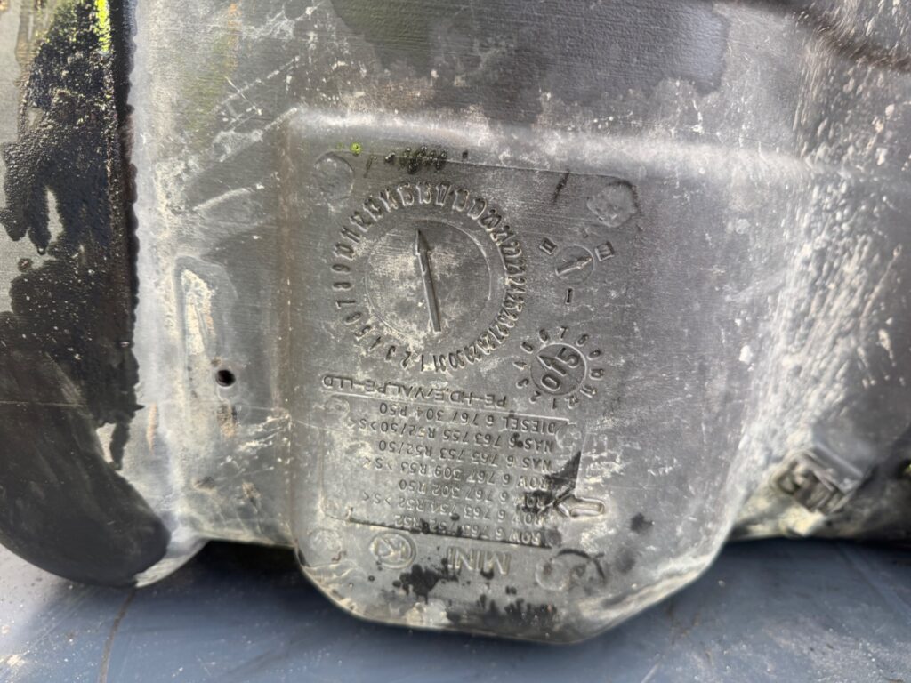 DEPOSITO COMBUSTIBLE 139322