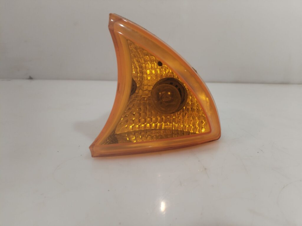 PILOTO DELANTERO IZQUIERDO 139130