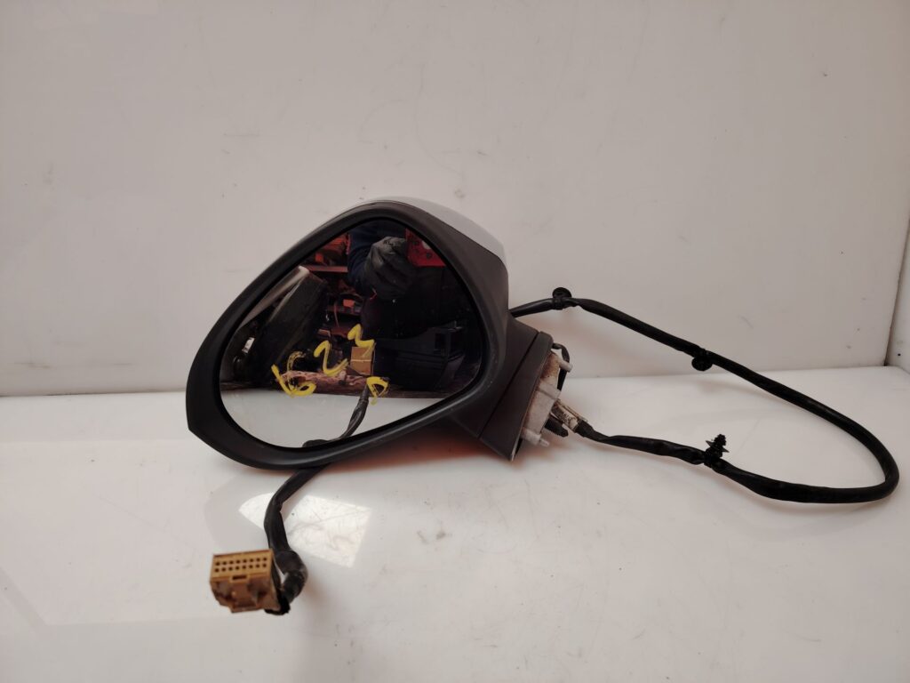 RETROVISOR IZQUIERDO 139998