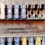 CAJA RELES / FUSIBLES 139885