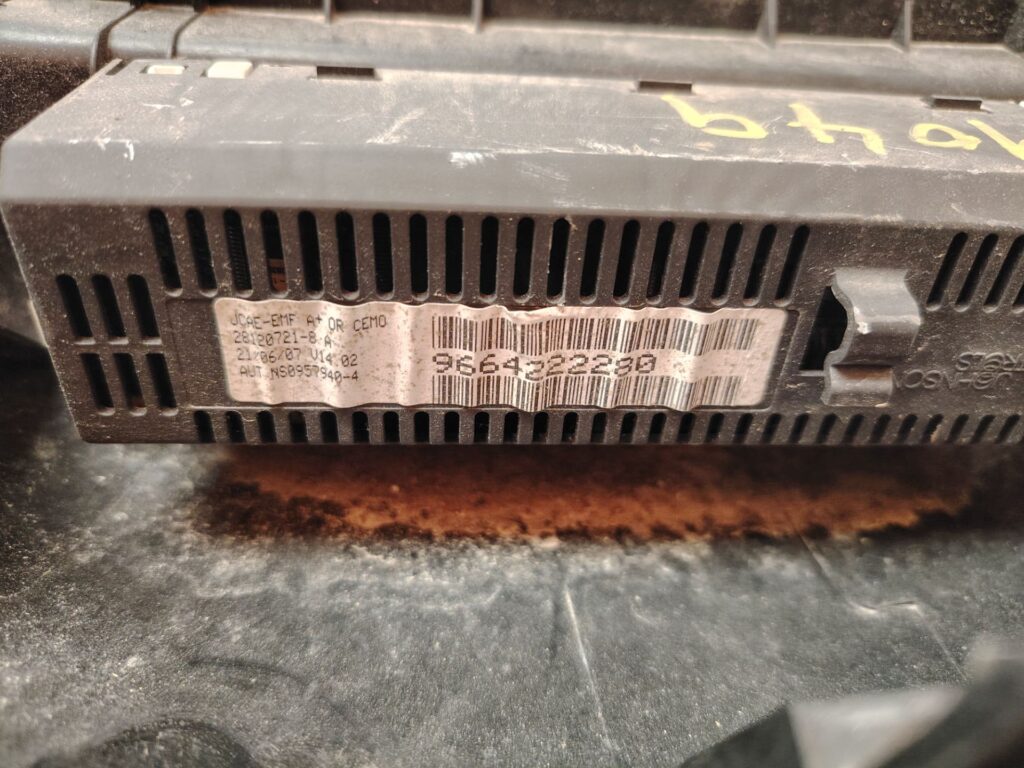 PANTALLA MULTIFUNCION 140066