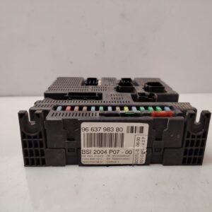 CAJA RELES / FUSIBLES 140121