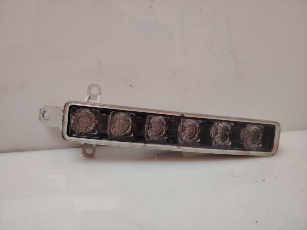 PILOTO DELANTERO IZQUIERDO 140184