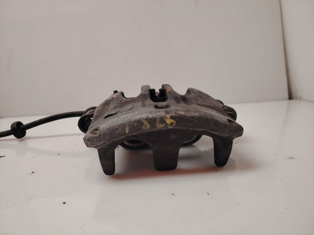 PINZA DE FRENO DELANTERA IZQUIERDA 139759