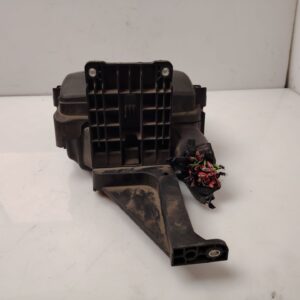 CAJA RELES / FUSIBLES 140022