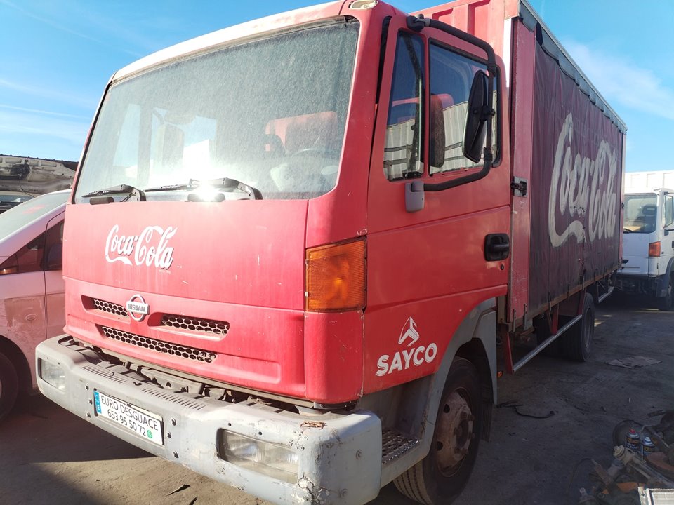 NISSAN  del 2000