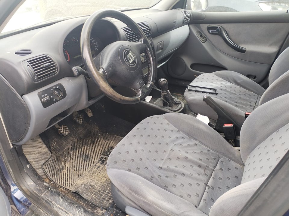 SEAT TOLEDO (1M2) del 2000