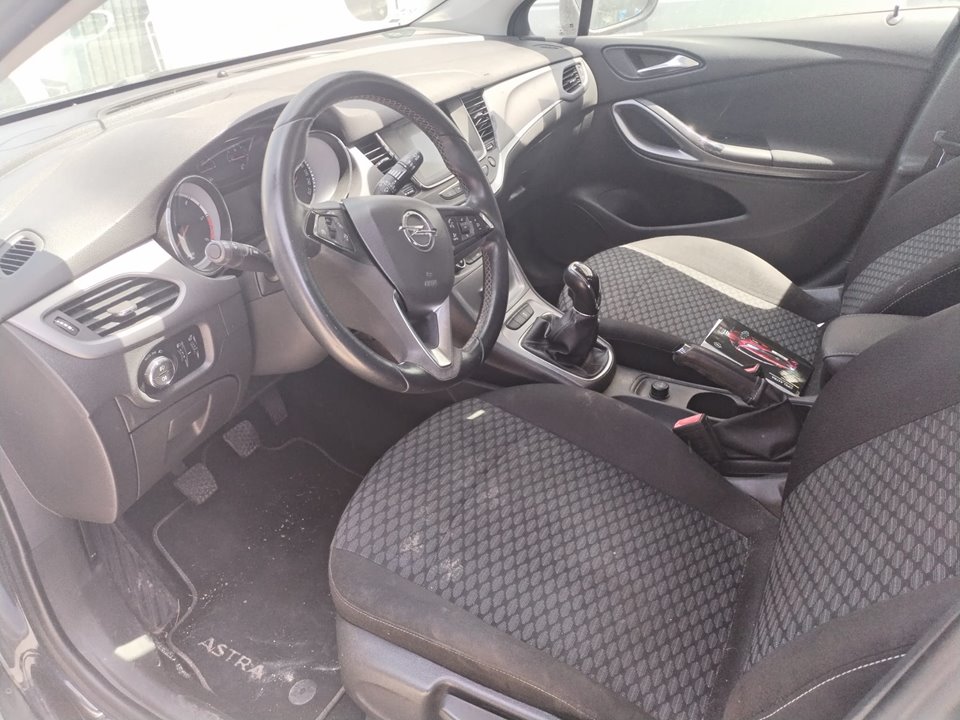 OPEL ASTRA K SPORTS TOURER del 2016