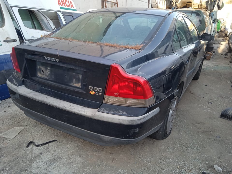 VOLVO S60 BERLINA del 2002