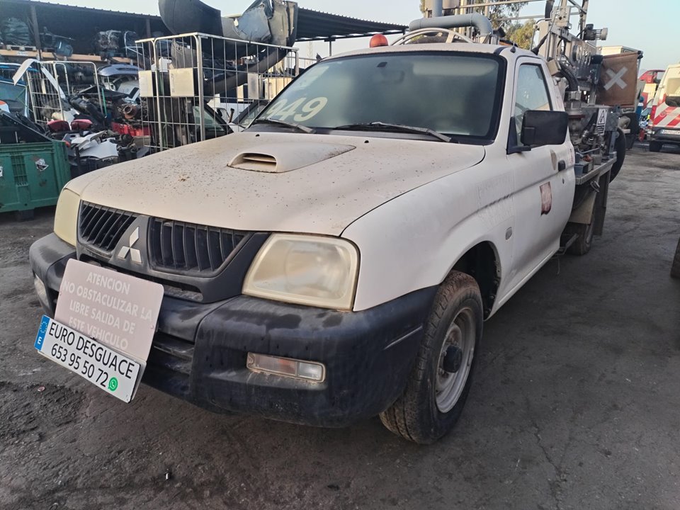 MITSUBISHI L200 (K70) del 1950