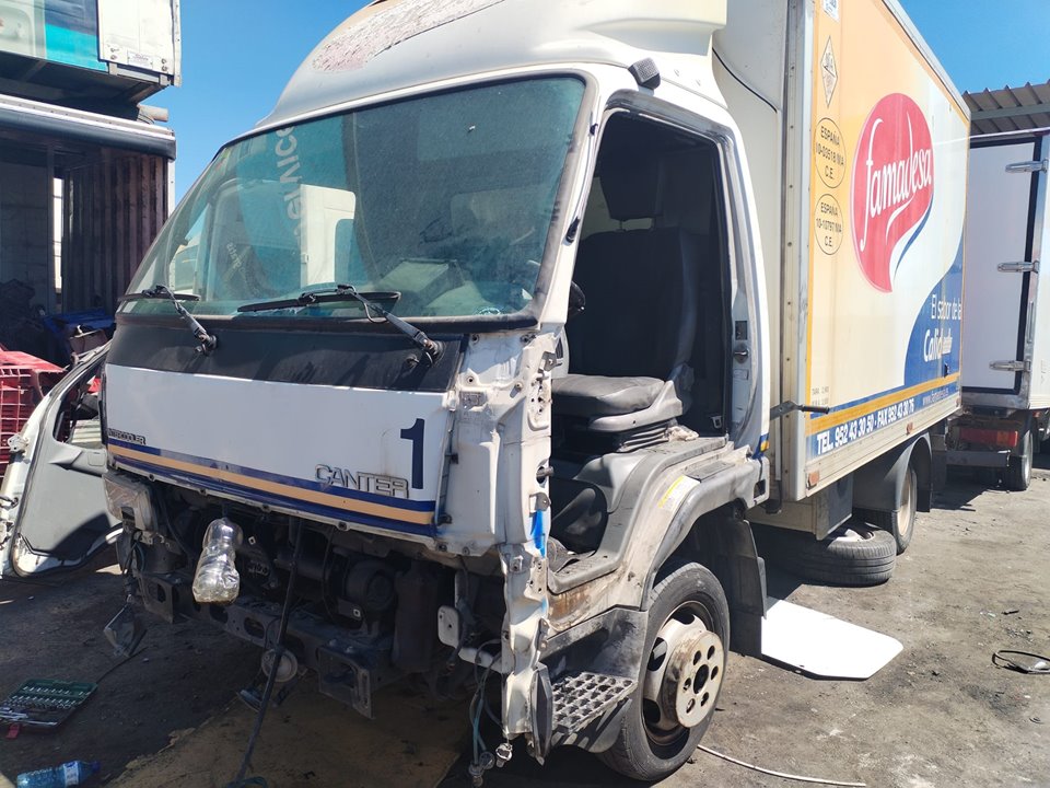 MITSUBISHI CANTER del 2002
