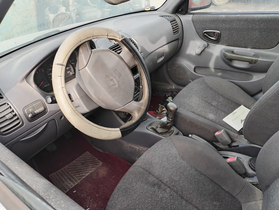 HYUNDAI ACCENT (LC) del 2001