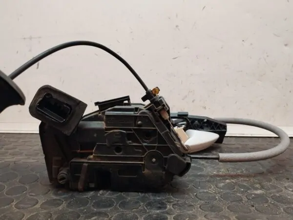 CERRADURA PUERTA TRASERA IZQUIERDA 108098