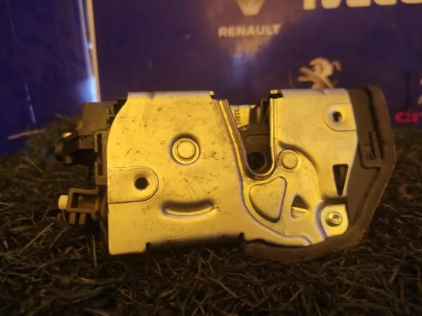 CERRADURA PUERTA TRASERA DERECHA 95356