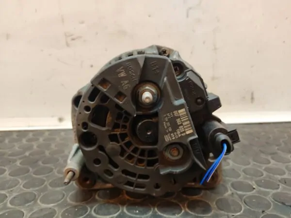 ALTERNADOR 106828