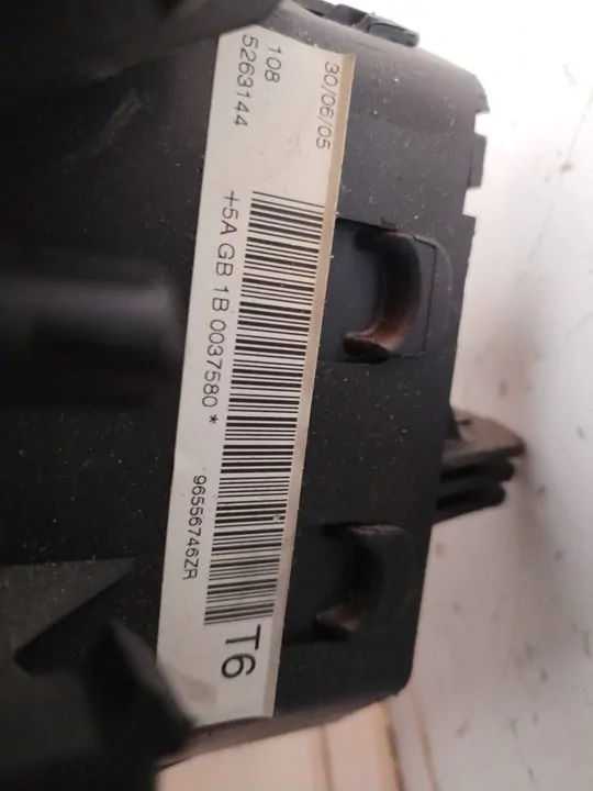 AIRBAG DELANTERO IZQUIERDO 115374