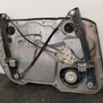ELEVALUNAS DELANTERO DERECHO 112558