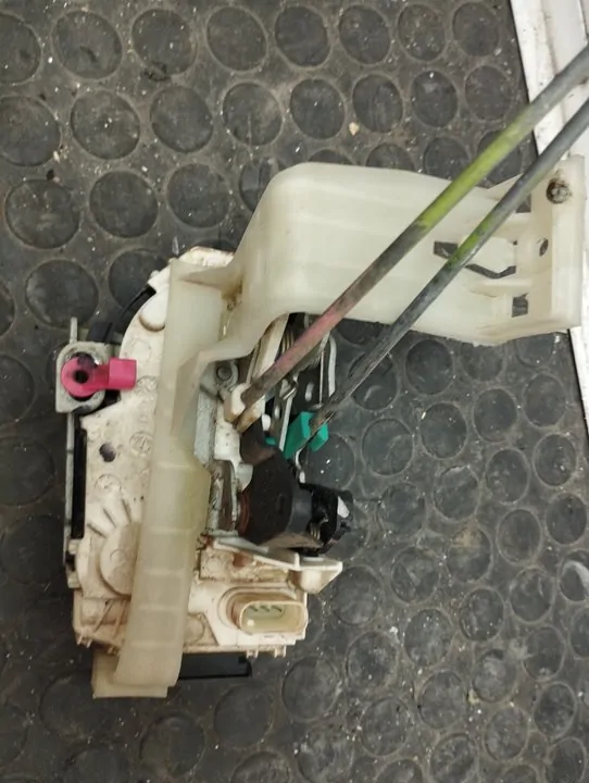 CERRADURA PUERTA TRASERA IZQUIERDA 109257