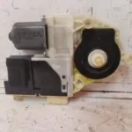 MOTOR ELEVALUNAS DELANTERO DERECHO 115433