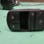 MANDO ELEVALUNAS DELANTERO IZQUIERDO 104155