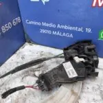 CERRADURA PUERTA TRASERA DERECHA 95826