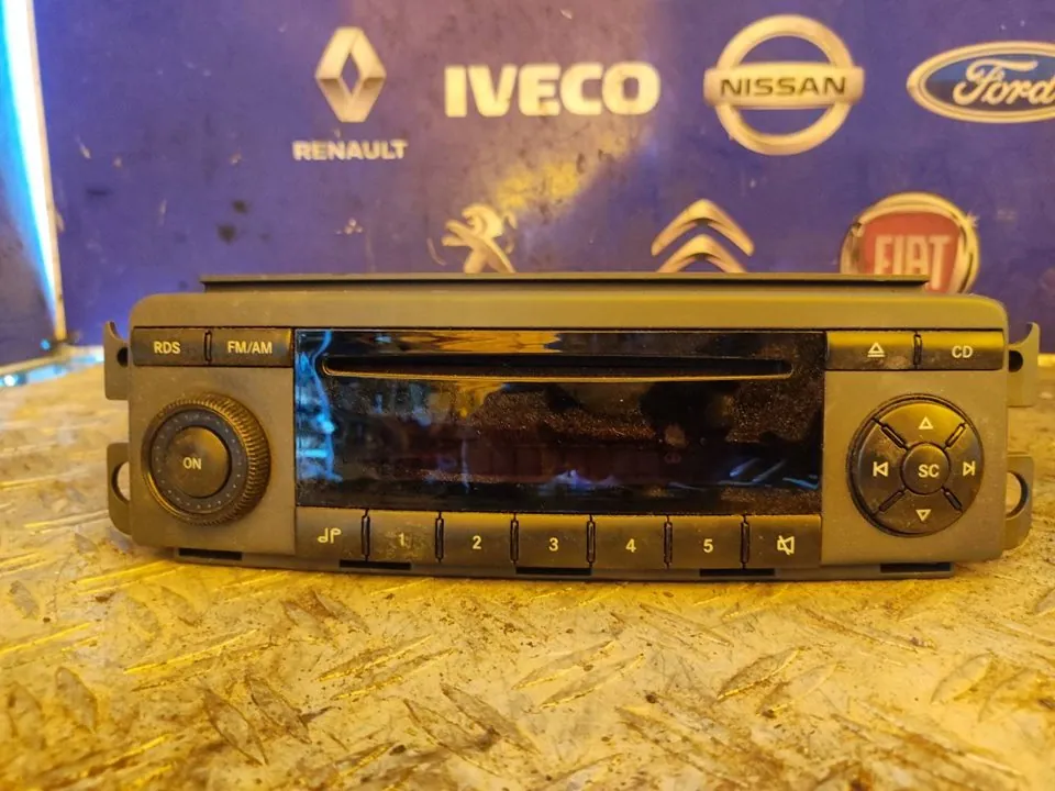 SISTEMA AUDIO / RADIO CD 100243
