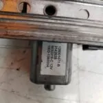 ELEVALUNAS DELANTERO DERECHO 113799