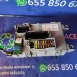 CAJA RELES / FUSIBLES 93317