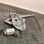 ELEVALUNAS DELANTERO IZQUIERDO 105737