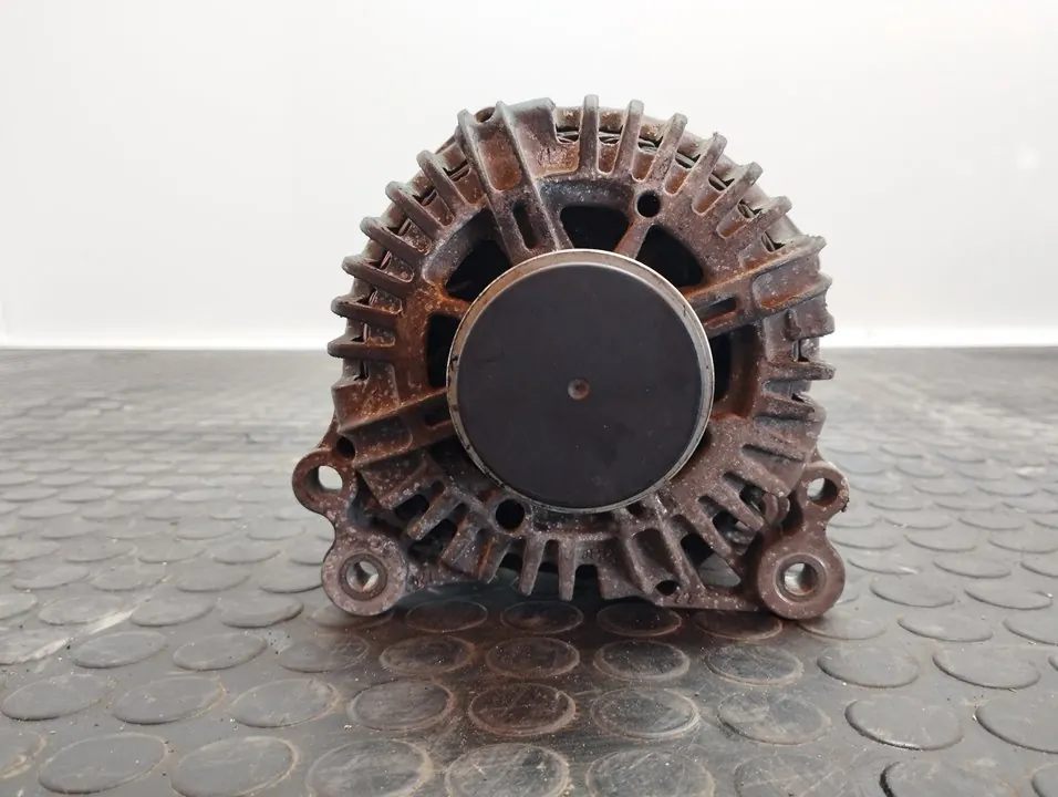 ALTERNADOR 104990