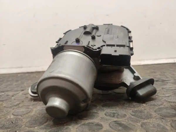 MOTOR LIMPIA DELANTERO 106072